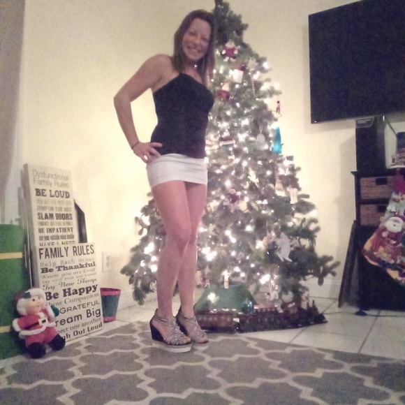 Meet your Posher, Melissa - Picture 1 of 1